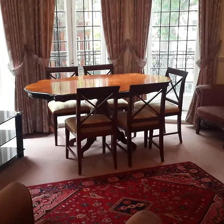 Apartment La South *