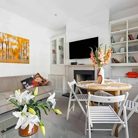 Apartment Portobello Road Iconic House London