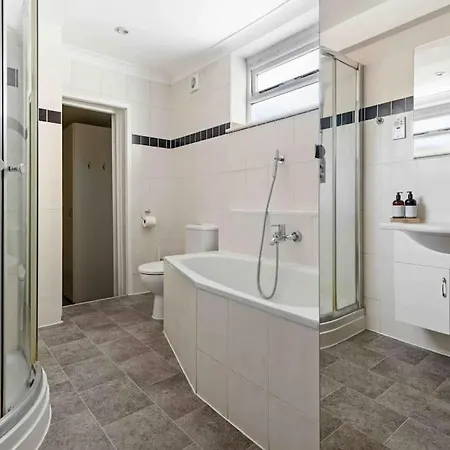 Apartment Portobello Road Iconic House