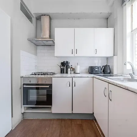 Daire Dyc Oxford Street - Selfridges - 3bed With Lift Londra