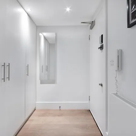 Modern 1 Bed Apartment- Kings Cross Station *