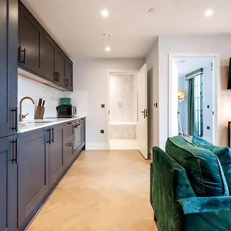 Apartment Arcore Premium Spitafields