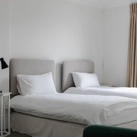 Apartment Number 53 - Stunning Maisonette With Parking In Kensington & Chelsea London