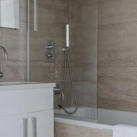 Lejlighed Number 53 - Stunning Maisonette With Parking In Kensington & Chelsea *