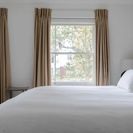 Number 53 - Stunning Maisonette With Parking In Kensington & Chelsea London