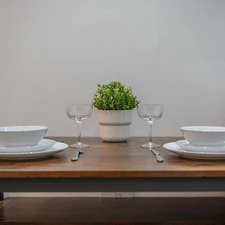 Apartment Modern 1 Bed - Us Embassy, Nine Elms & Battersea Station *