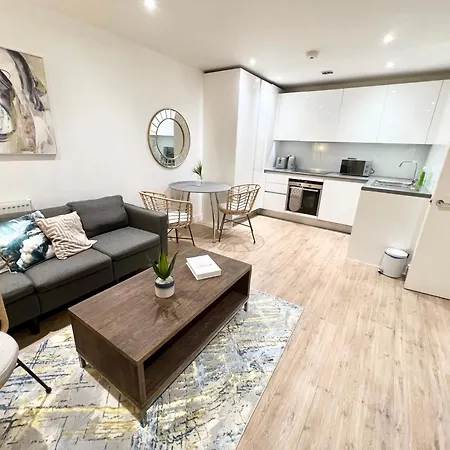 Apartment Luxury 2 Bed 2 Bath Zone Two