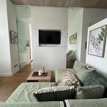 Modern 1-bedroom Flat On The Avenue * London