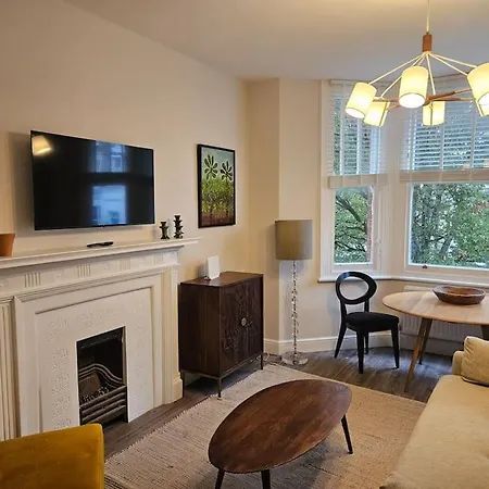 Cozy One Bedroom Close To Abbey Road