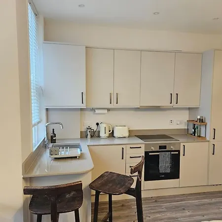 Apartment Cozy One Bedroom Close To Abbey Road *