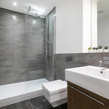 Bull Court - Walking Distance To Covent Garden Square *