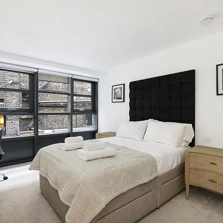 Bull Court - Walking Distance To Covent Garden Square * London