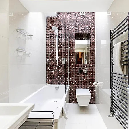 Modern Airy 2-bed Gem In Trendy Stoke Newington