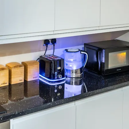 Holiday home Wilkinsons Home-free Parking, Perfect For Contractors & Weekend Getaways, Near Airport & Excel *