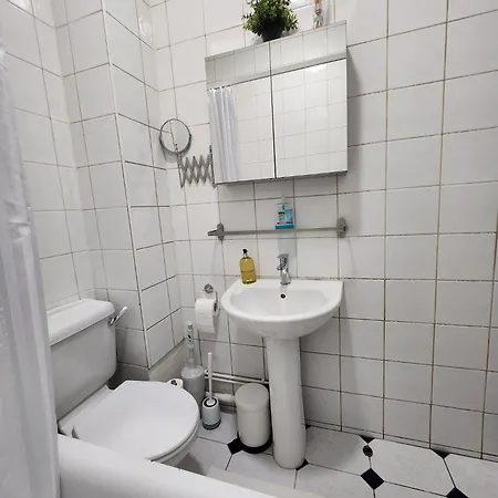 Apartment St 8 - Very Close To Tube - Cozy Flat