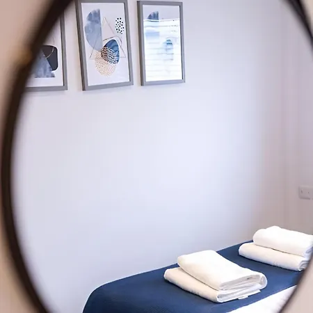 2bd In Whitechapel, London
