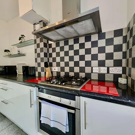 Stunning On Finchley Road Appartamento
