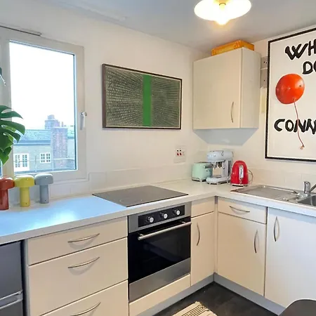Soho - Gem Apartment London