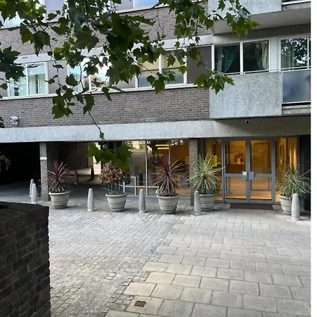 Apartment Kensington Flat London