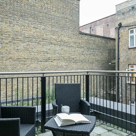 Urban Chic - Camden Apartment London
