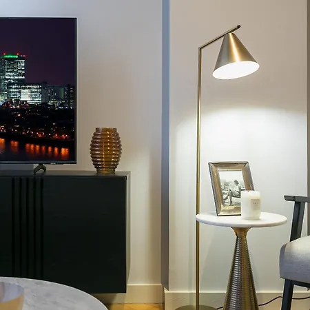 Urban Chic - Camden Apartment