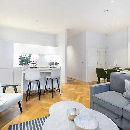 Urban Chic - Camden Apartment