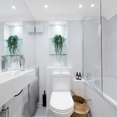 Luxury 2 Bed In Mayfair! *