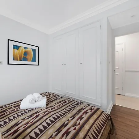 Luxury 2 Bed In Mayfair! * London
