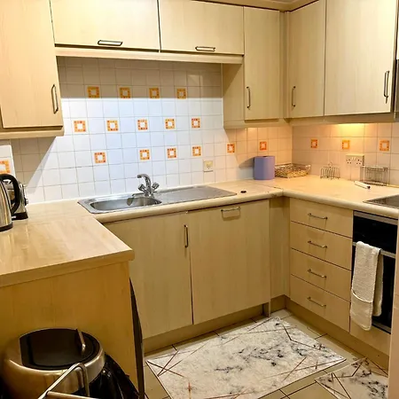 Cute 1 Bedroom In Maida Vale Apartment