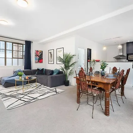 Apartment Two-bedroom Short Term & Flexible Renting Hackney With Free Wifi And Roof Terrace! London