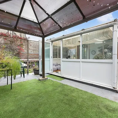 Two-bedroom Short Term & Flexible Renting Hackney With Free Wifi And Roof Terrace! Apartment