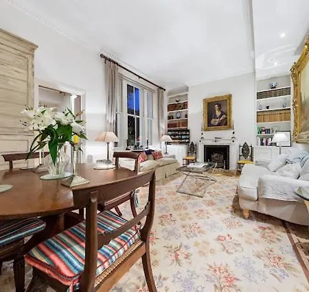 Chelsea Snug With Garden Apartment