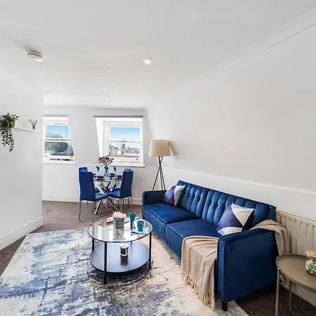 Apartment 1br & 2br Apts By Livestay Short Lets & Serviced With Free Wifi *