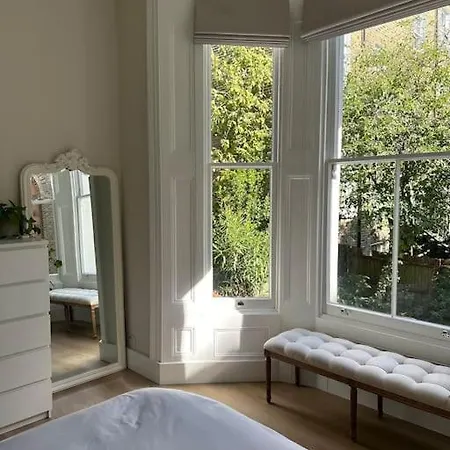 Apartment Notting Hill Designer 1-bed Flat *