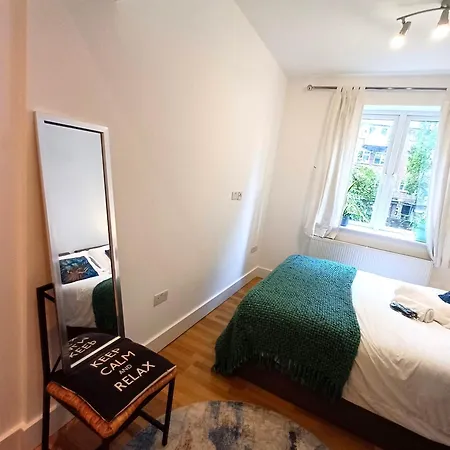 Olympia 2 Bed Terrace