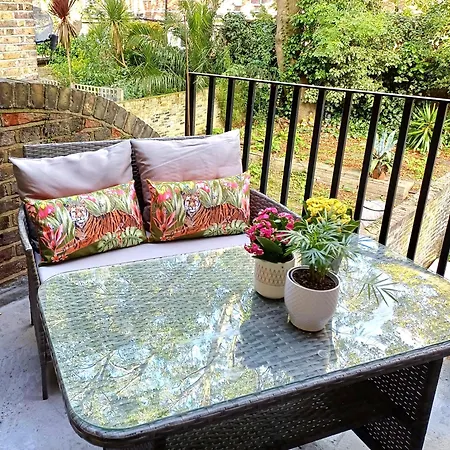 Olympia 2 Bed Terrace *
