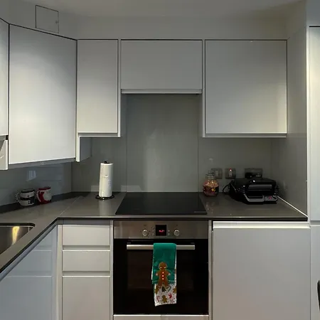 Mayfair 2 Beds Flat Near Bond Street, Opposite Selfridges On Oxford Street *