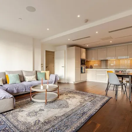 Spacious 2 Bed Fulham Riverside Flat