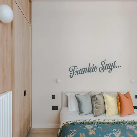Casa Camisa - Soho - By Frankie Says Apartmán *