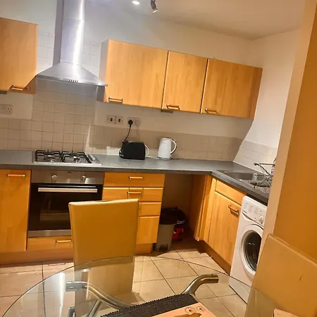 Apartment Lovely 2 Bedroom River View *