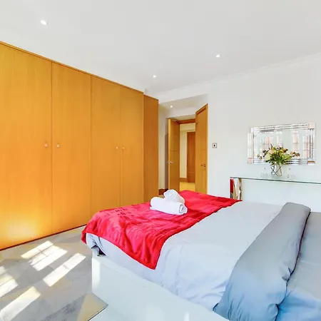 Apartment The Princes Residences London