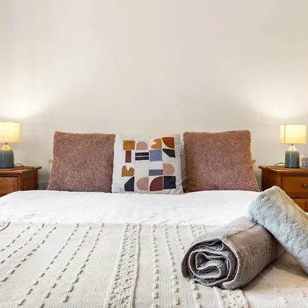 Apartment Cosy Near Canary Wharf