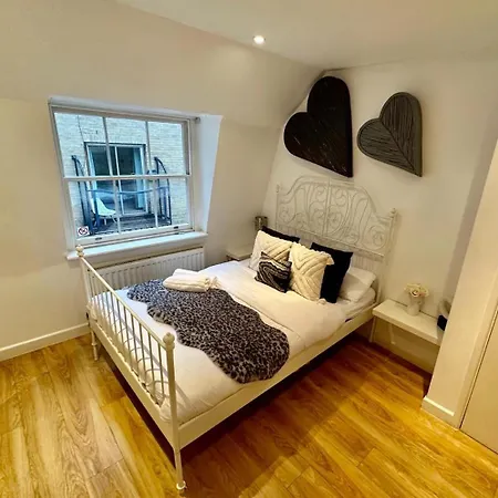 Lavish Sleep 10 In Soho * London