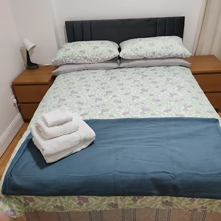 Two Bedroom In Queensway, W2, Apartment