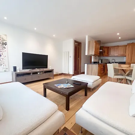 Apartamento Kensington Luxury Residential