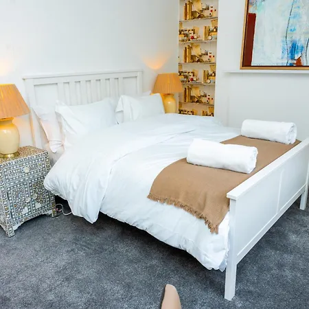 Haru Residence, 5bed Luxury House * London