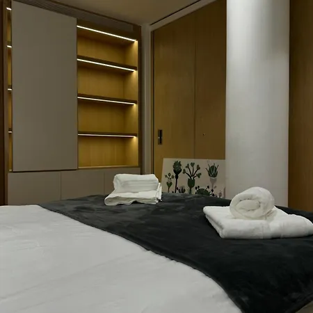 Spacious 3 Bedroom 3 Bathroom Near Tower Bridge Apartment