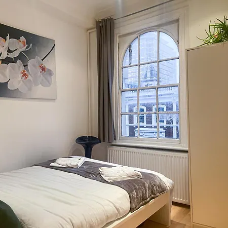 Stylish - Steps From Hyde Park & Paddington Station Appartamento
