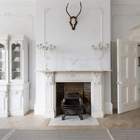 7br Holiday In Near Hyde Park- If You Want To Book, Please Contact On Wh-ats-app - 0034-605-434-371 !!!! 伦敦