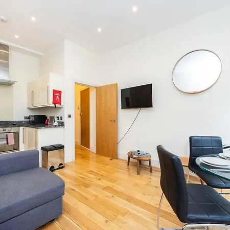 Comfy 2-bed Flat On Upper St - Next To Tube Apartment London
